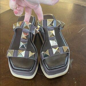 Elegant Brown Sandals with Gold Accents